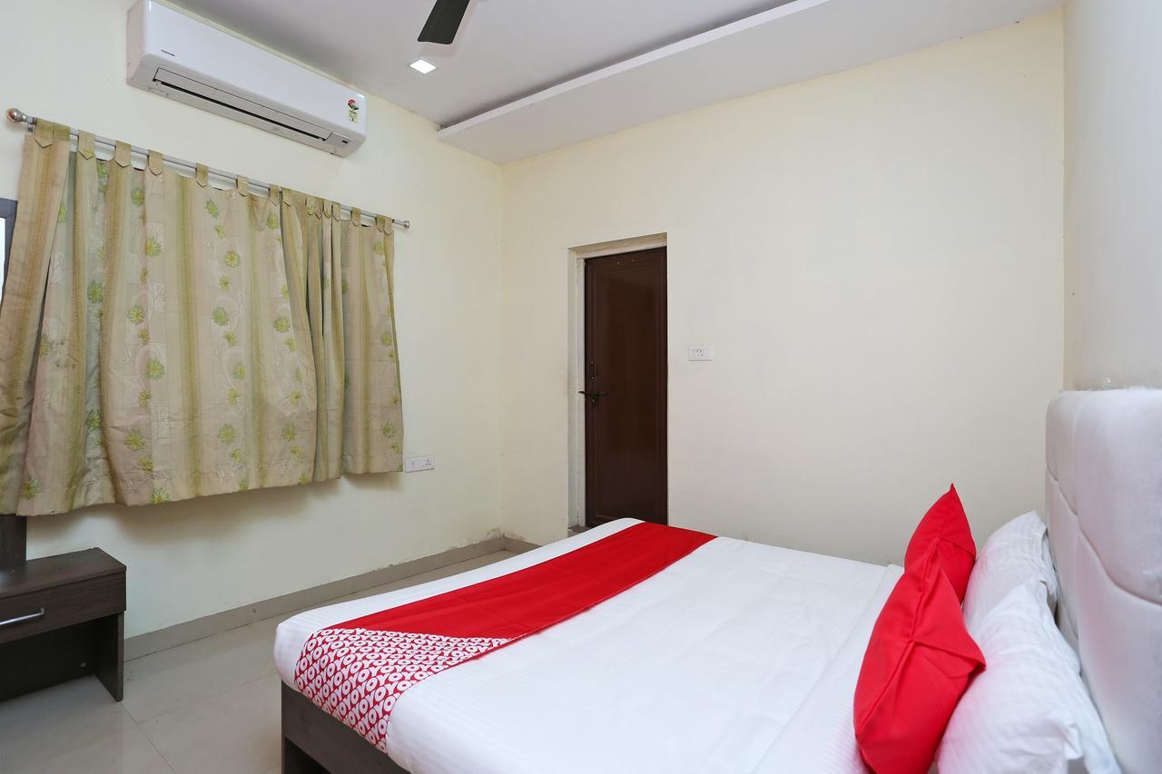Oyo 14354 Amar Marriage Palace Hotel Dharmpura Exterior photo