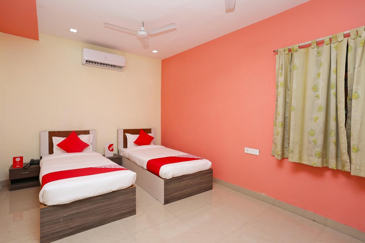 Oyo 14354 Amar Marriage Palace Hotel Dharmpura Exterior photo